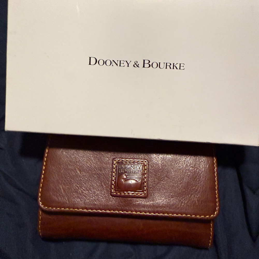 Dooney & Bourke Rich Brown Leather Wallet